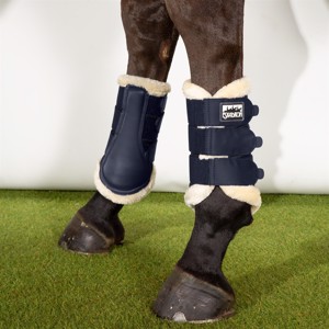 Eskadron Soft Mesh Fauxfur dressuurbeschermers